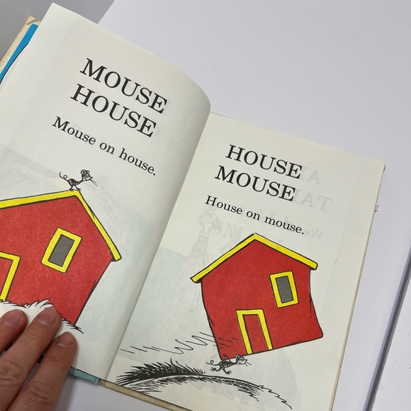 NWT ⚜️♥️⚜️ “Hop On Pop" by Dr. Seuss - Hardcover Book Club Edition - Picture 9 of 11